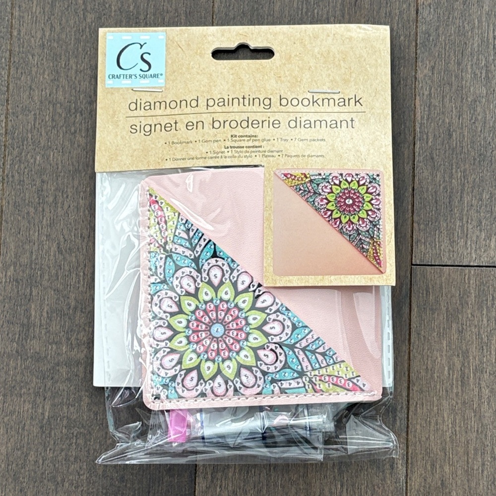 CRAFTER’S SQUARE Diamond Painting Bookmark, Stationery Decor Sparkle Gems DIY